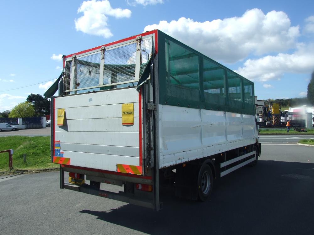 2012 IVECO 120 E18 – HIGH SIDED CAGE WITH TAILLIFT – 12 TONNE